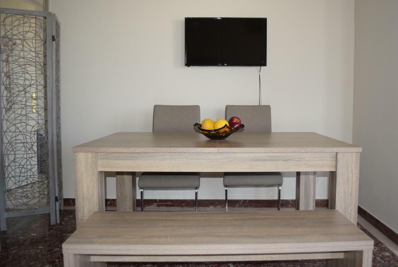 Modern Apartment With Garden Kíssamos Dış mekan fotoğraf