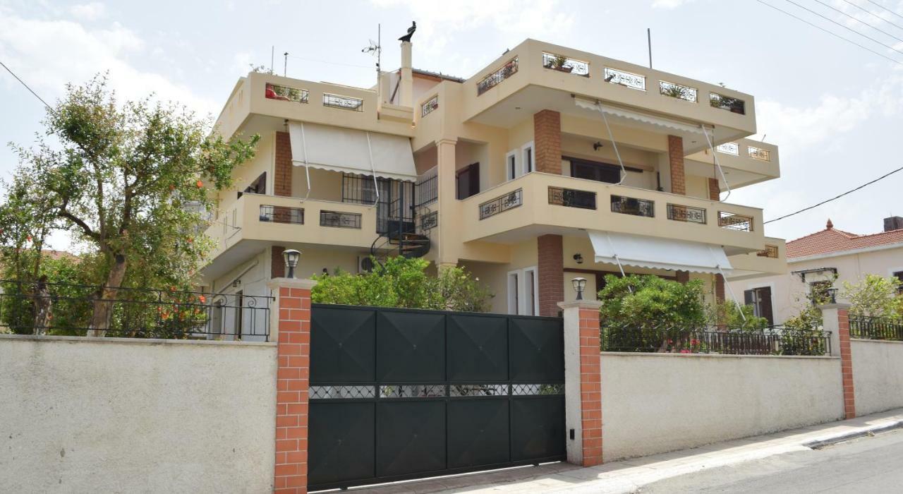 Modern Apartment With Garden Kíssamos Dış mekan fotoğraf